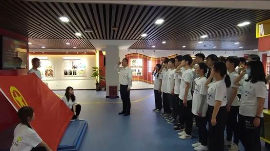 说明: 1d9c08ae286212d819eba0a758b10043
